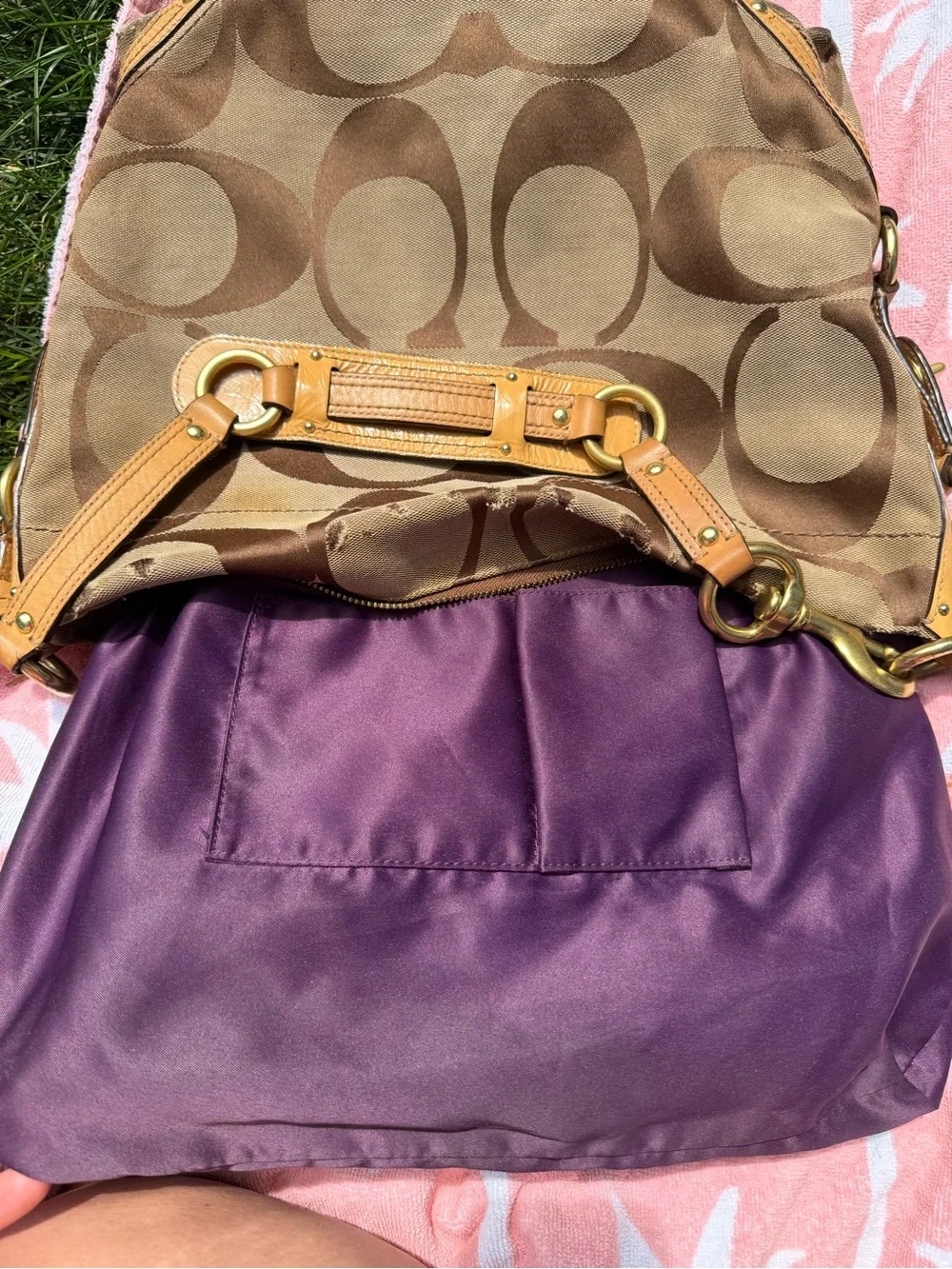 Coach Signature Canvas *almost vintage 2007* Carly Hobo Bag in Brown